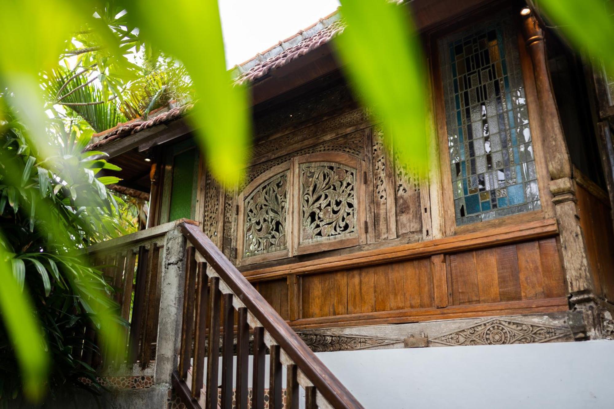 Kura Kura House विला